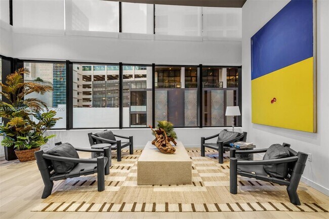 Building Photo - 225 N Miami Ave