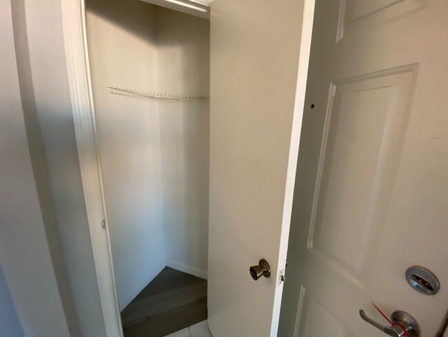 Building Photo - 5701 Gatlin Ave