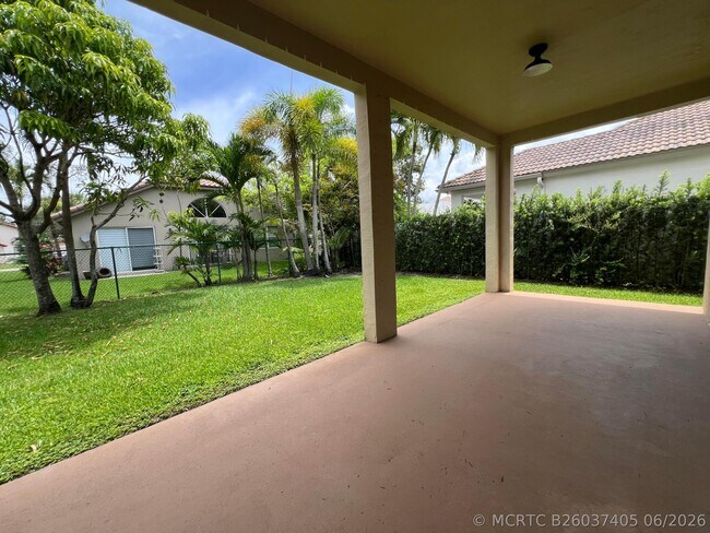 Building Photo - 16447 SW 1st Ct