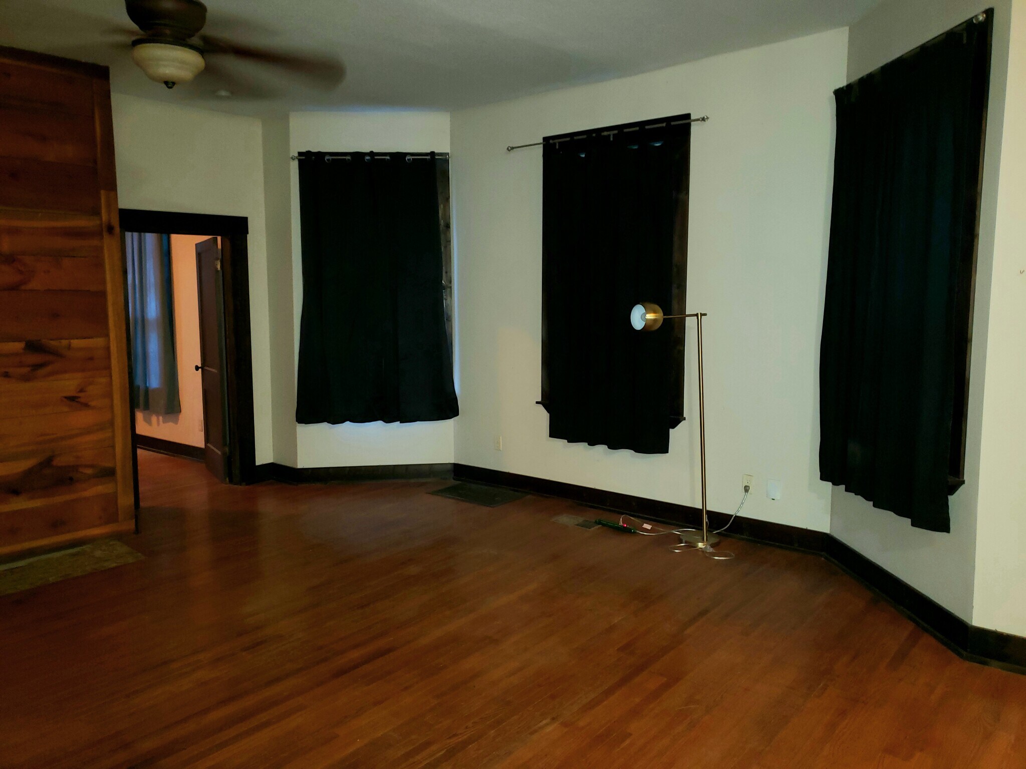 Building Photo - 1422 Coker Ave