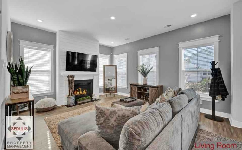 Building Photo - 1754 Sandybrook Dr