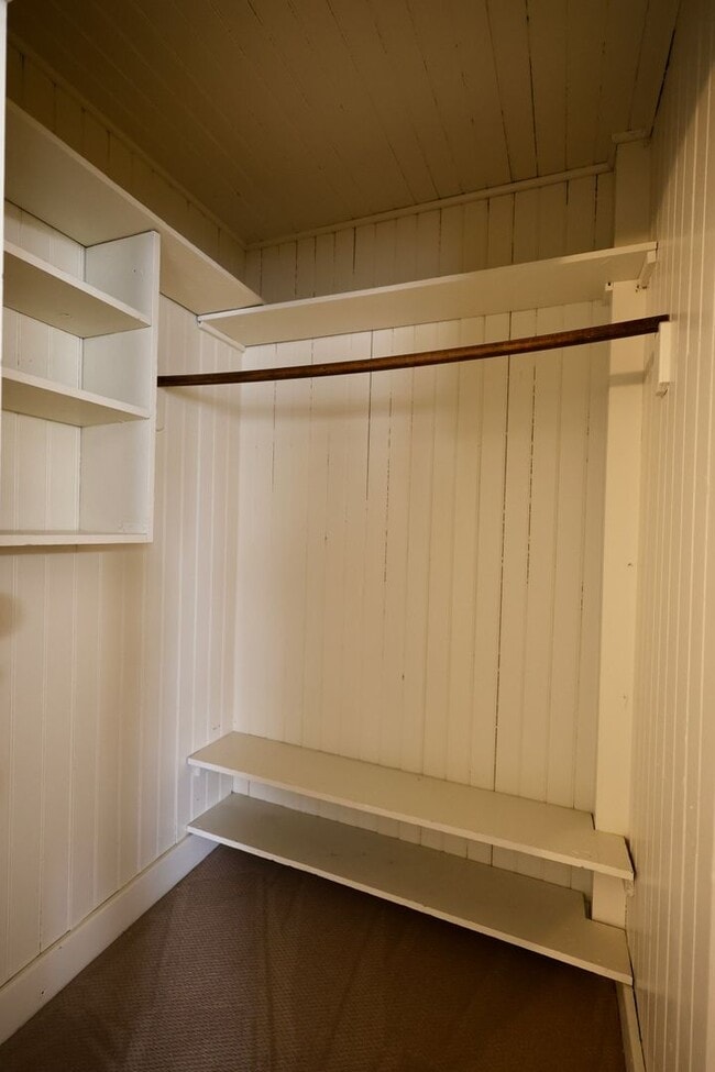 Building Photo - Available Now – Downtown Winters Bungalow