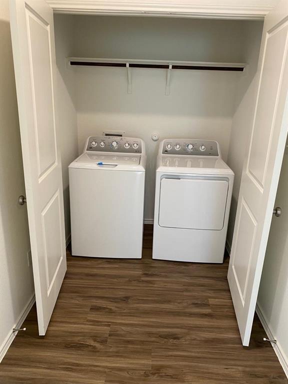 Building Photo - 13601 Mussel Rn