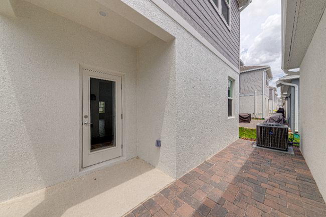Building Photo - 1928 Rider Rain Ln