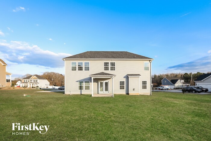 Building Photo - 61 Twelve Oaks Dr