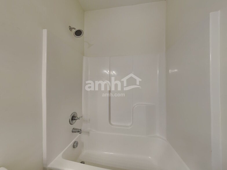 Building Photo - 5019 Mountain Springs Rd