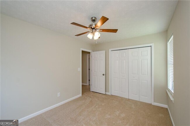 Building Photo - 10840 Mortons Crossing