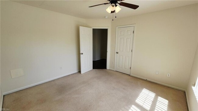 Building Photo - 805 Gem Ct