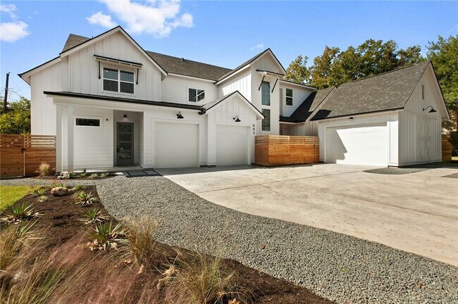 Building Photo - 603 Bissonet Ln