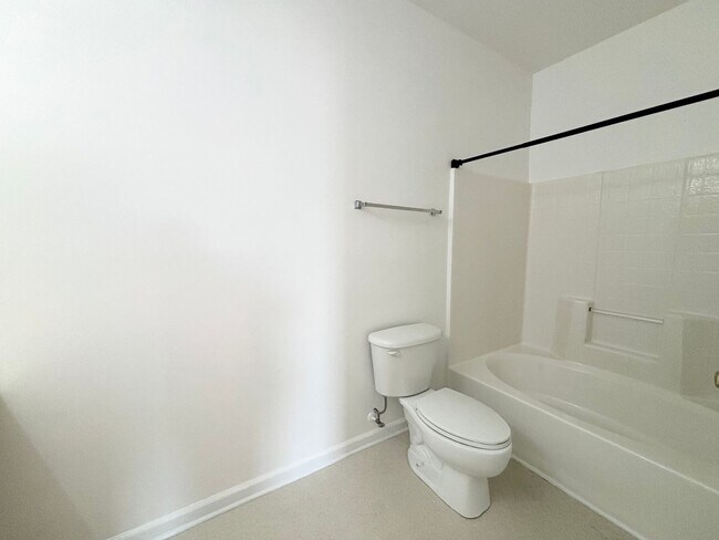 Building Photo - 7509 Moorhen Ln SW