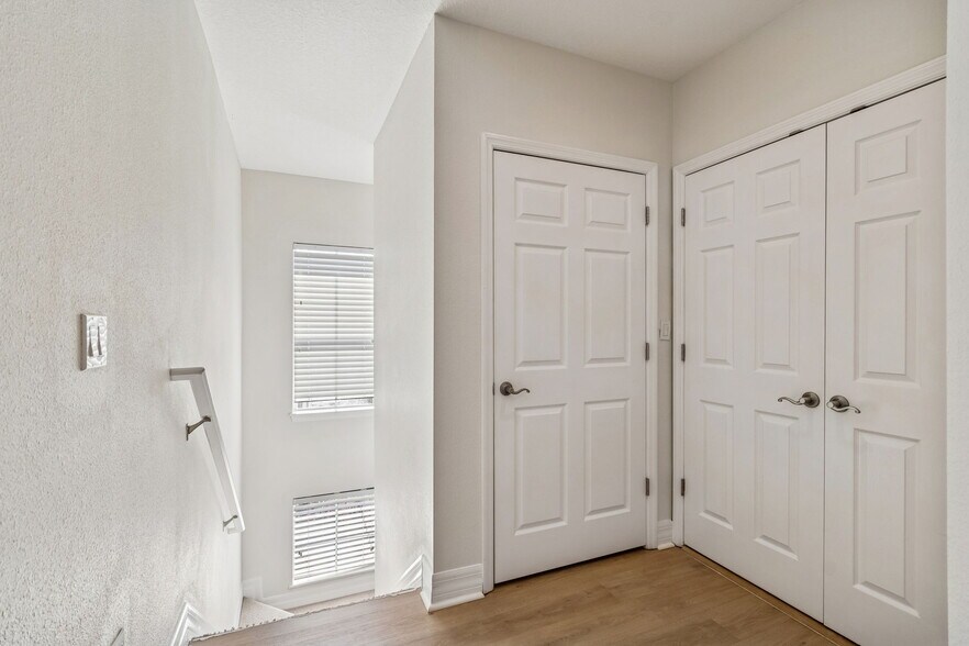 Building Photo - 4543 Bay Spring Ct