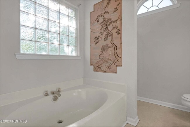 Building Photo - *** Promotion -- Start lease by January 1 and receive $500 off first months rent!! 3 Bedroom Home...