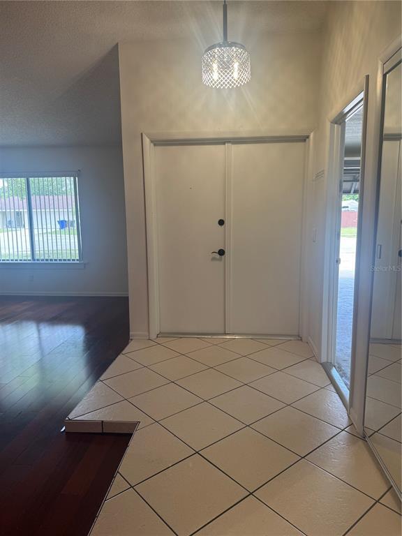 Building Photo - 2329 Pine Tree Ct