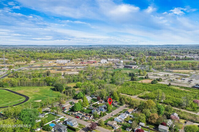 Building Photo - 57 Villa Pl