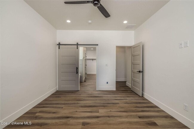 Building Photo - New Home in Thayer Farms North!