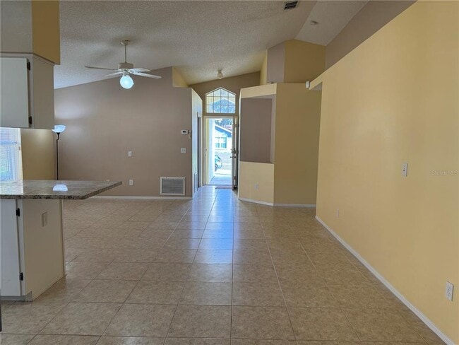 Building Photo - 3350 Lake Tiny Cir