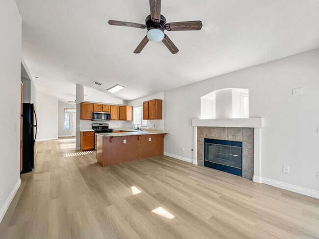 Building Photo - Comfortable 3-Bed, 2-Bath Home