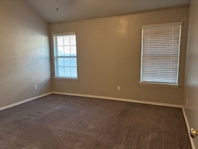 Building Photo - 4212 Condor Dr