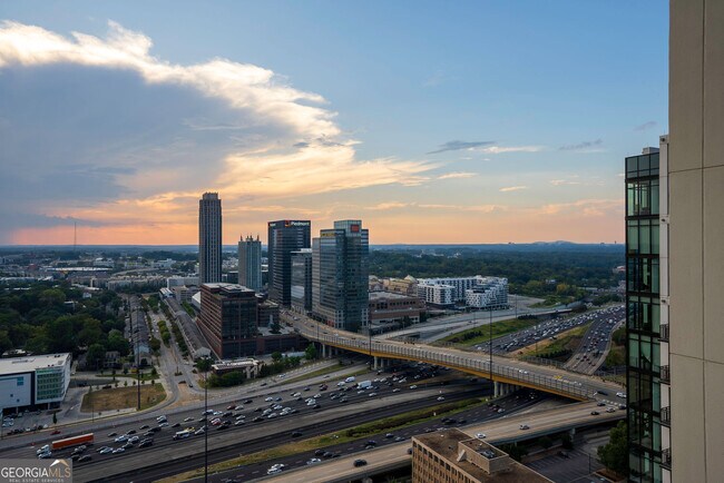 Primary Photo - 1280 W Peachtree St NW