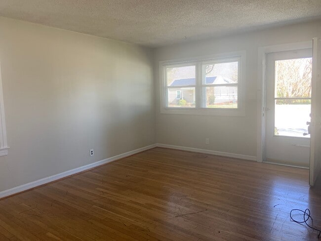 Building Photo - Yanceyville/Cone area 3 BR with carports