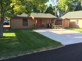 Building Photo - 2912 Chapel Ln