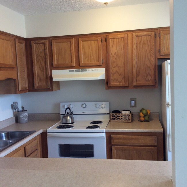 Lake Marina Apartments Indianapolis, IN Apartment Finder