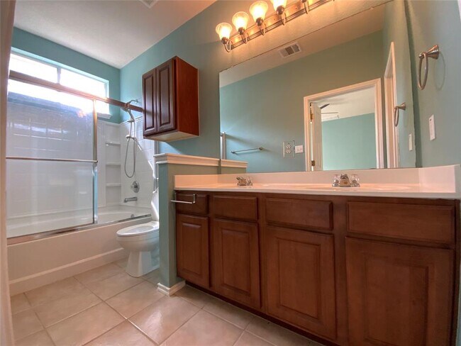 Building Photo - 9208 Brents Elm Dr