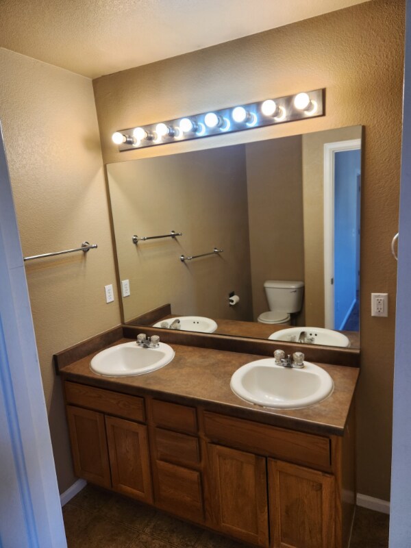 Building Photo - 278 Audubon Dr