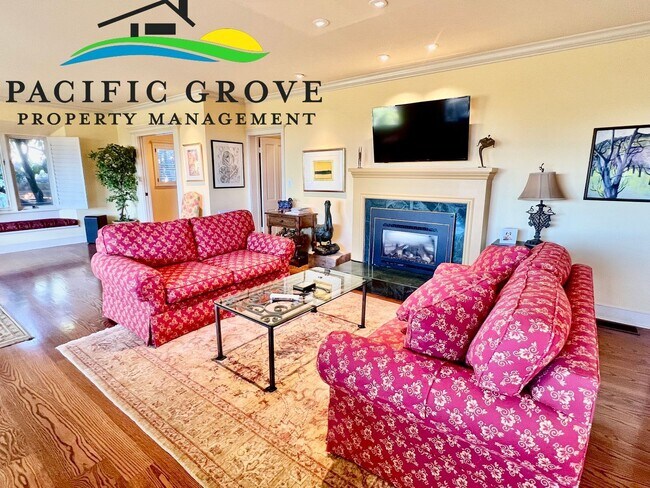 Building Photo - Lovely Ocean View Home Available NOW!