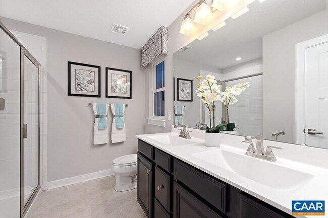 Building Photo - 148 Island Hill Rd