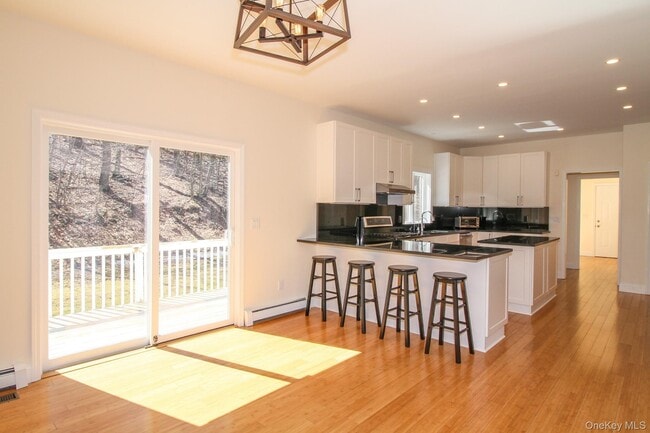 Building Photo - 390 Birch Hill Rd