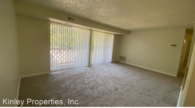 Building Photo - 2 br, 2 bath House - 9541 Shannon Green Dr...