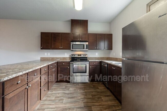 Primary Photo - 12600 NE 49th St