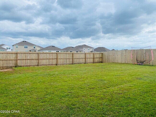 Building Photo - 127 Tiller Dr