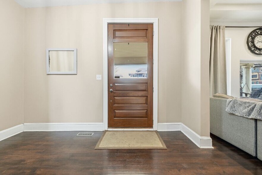 Building Photo - 2130 N Delaware St