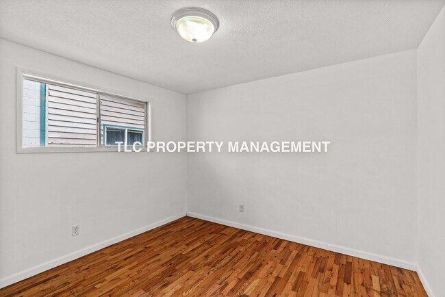 Building Photo - 74 N 3rd St