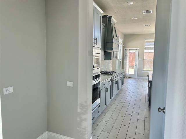 Building Photo - 500 Hoot Owl Hl