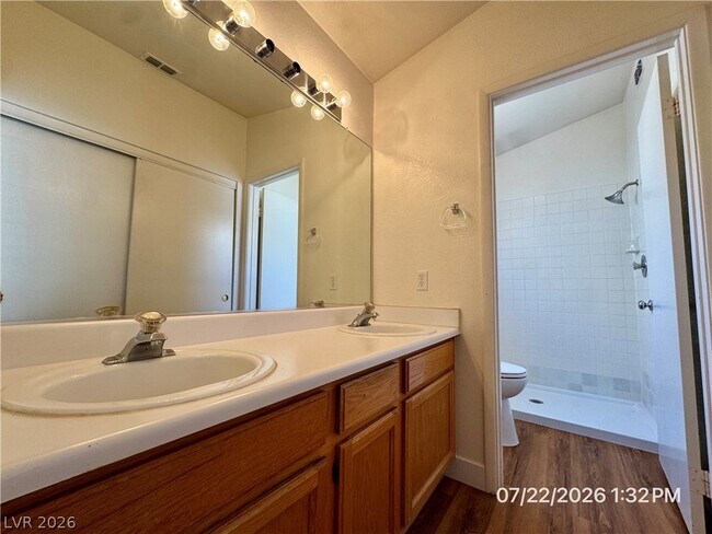 Building Photo - 1833 Sierra Hills Way