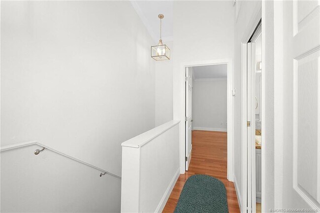 Building Photo - 3129 SE Indian St