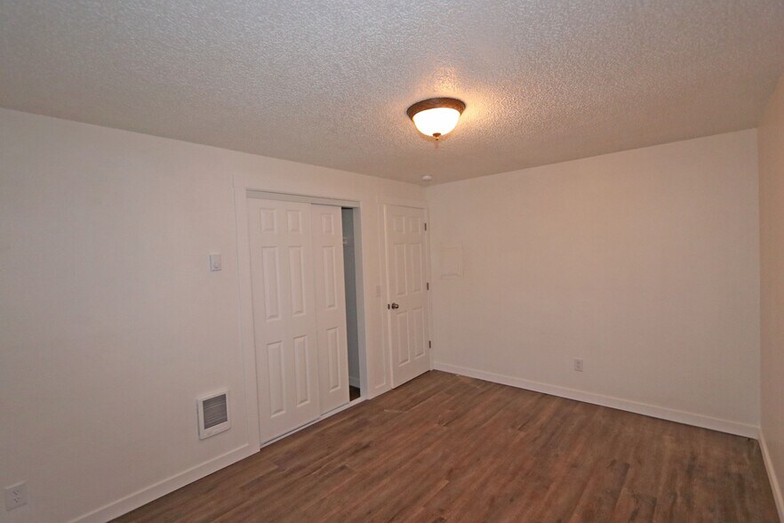 Building Photo - 1647 Salishan St SE