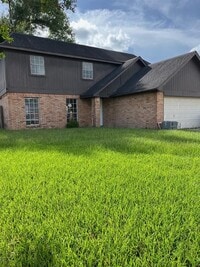 Building Photo - 16346 Quail Hunt Dr