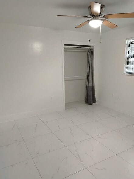 Building Photo - 2523 NW 175th Ter