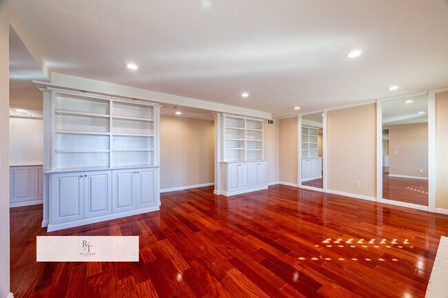 Building Photo - Quiet Cul-De-Sac Living with Pool – Arcadia Unified Schools