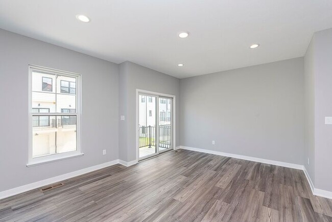 Building Photo - Brand New 3 Bed Townhome in Booming Westfi...