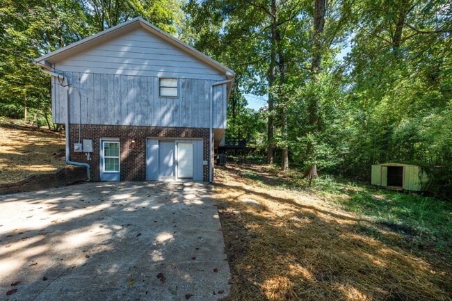 Building Photo - Irondale 4BR / 2BA Home – A Must See!