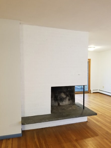 Fireplace (not functional) - 208 Grove St