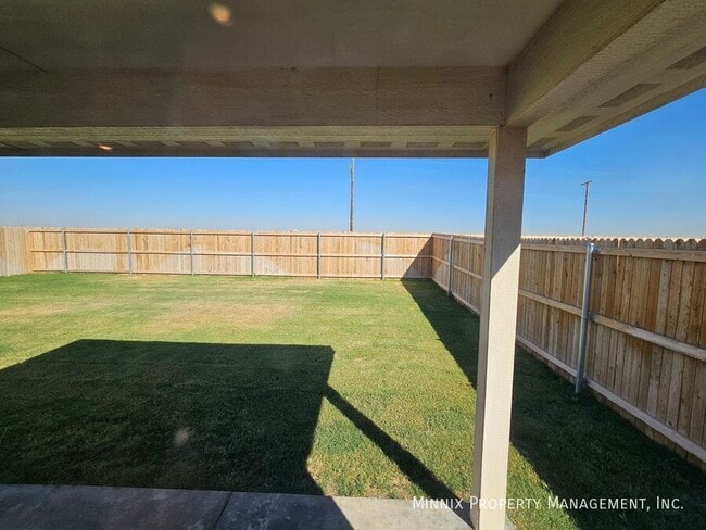 Building Photo - 1325 Bajada St