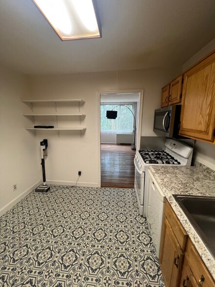 Building Photo - 11801 Rockville Pike