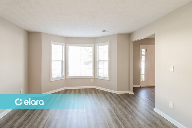 Building Photo - 8007 Harmony Lakes Dr