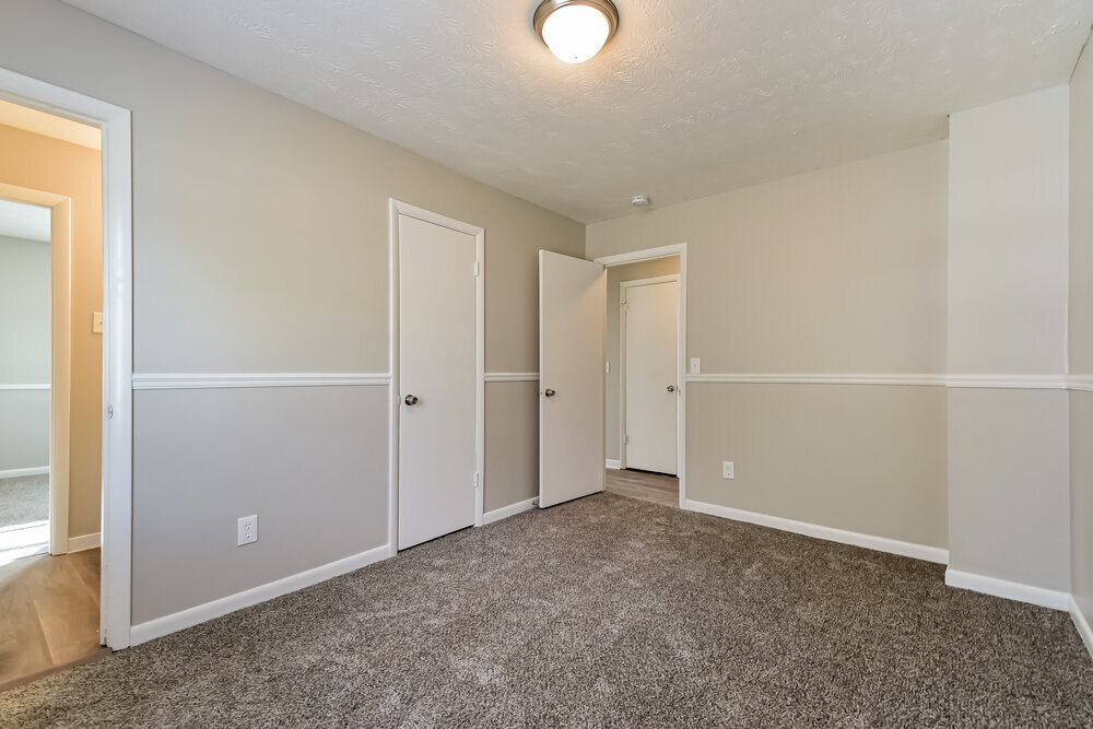 Building Photo - 9184 Homewood Dr